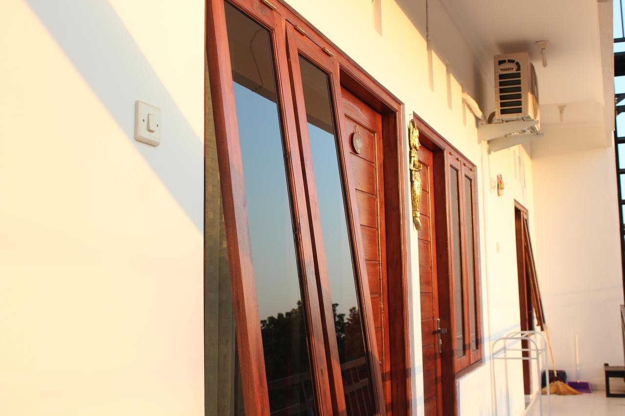 The Wayang Homestay Jogjakarta Buitenkant foto